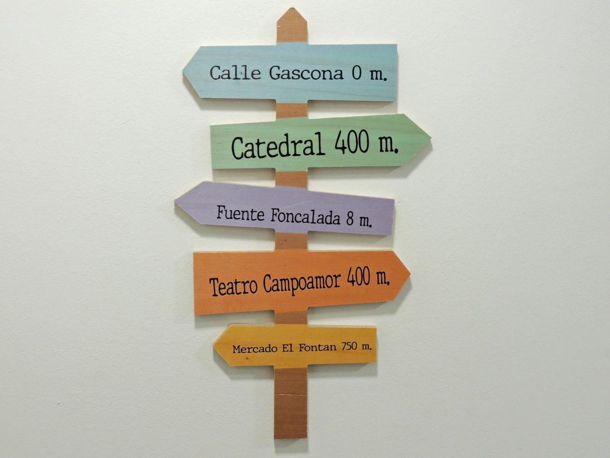 Casa Gascona Con Parking, Wifi Y Netflix Gratis!! By Delabra Apartments Oviedo Esterno foto
