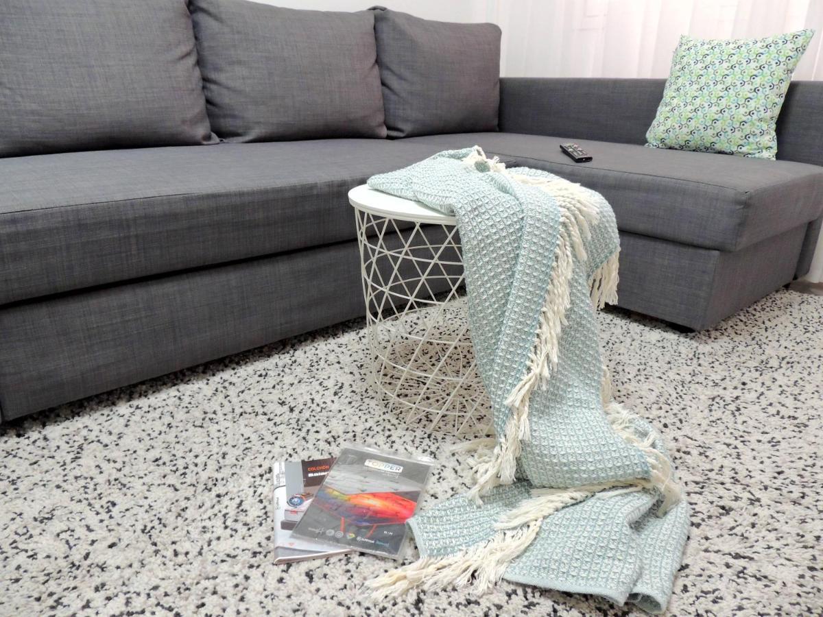 Casa Gascona Con Parking, Wifi Y Netflix Gratis!! By Delabra Apartments Oviedo Esterno foto