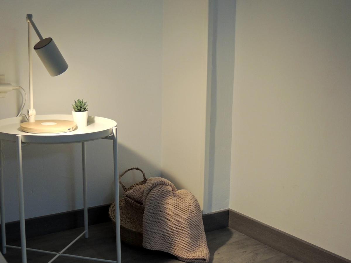 Casa Gascona Con Parking, Wifi Y Netflix Gratis!! By Delabra Apartments Oviedo Esterno foto